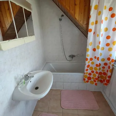 Country house Kekturas-tora-nyilo Privat Berlemeny *