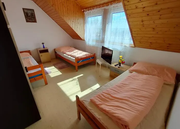 Kékturás-tóra-nyíló Privát Bérlemény Séjour à la campagne Bytom